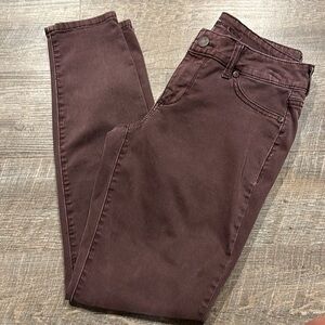 Maurices plum, distressed, denim stretch, jeans/pants 29”